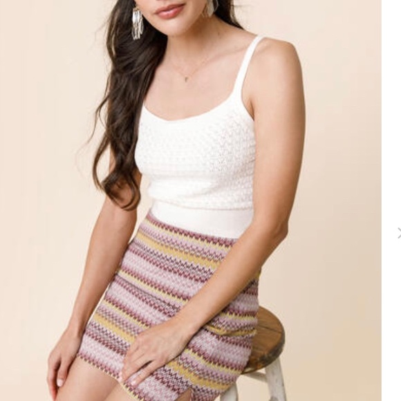 NWT Knit Crop Top - Picture 4 of 4